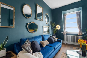Modern 1 Bed Apartment, Sea Views, free parking, wifi, netflix